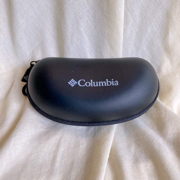 Columbia Hard Side Clam Shell Sunglass Storage Case Zip Close - Picture 1 of 5
